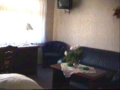 Hotel Restaurant Zur Krone Obersuhl Kamer foto